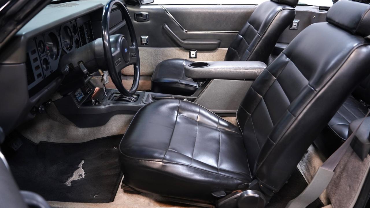 1986 Ford Mustang LX Convertible
