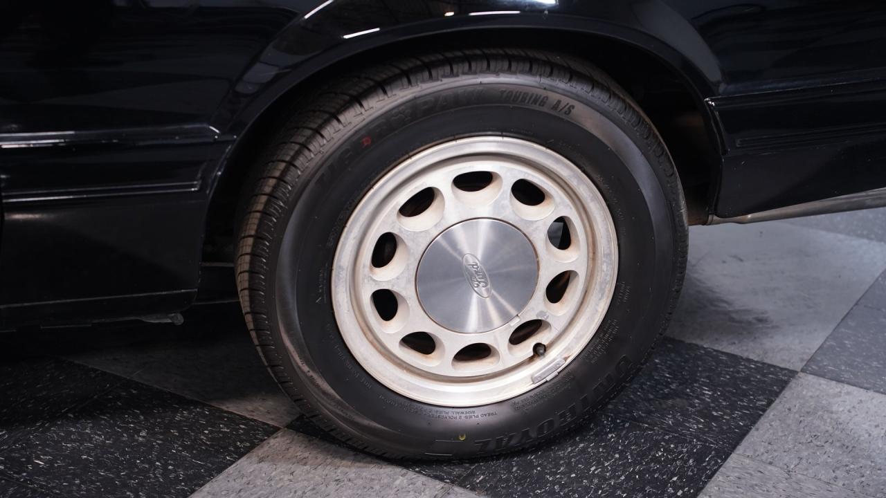 1986 Ford Mustang LX Convertible