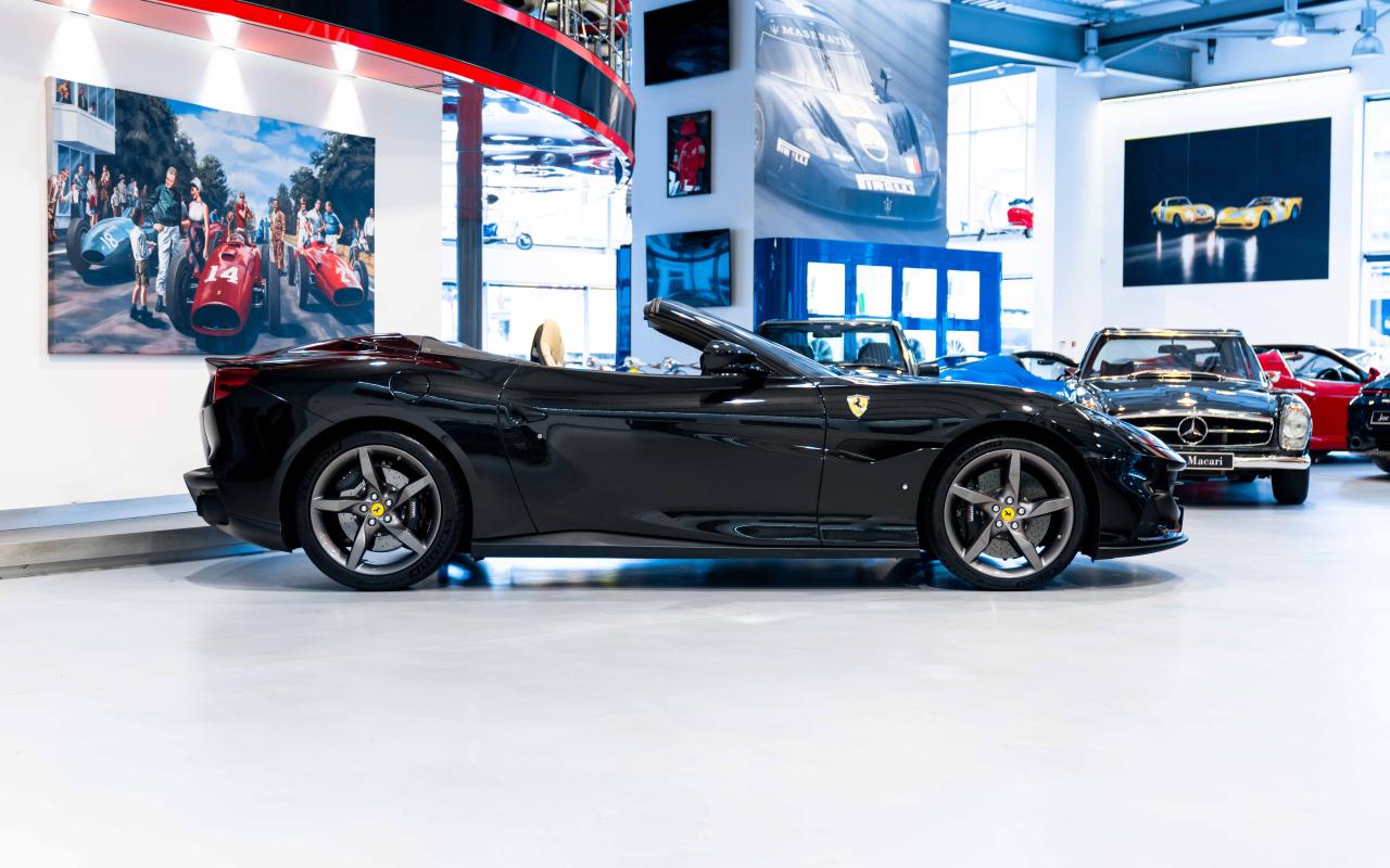 2022 Ferrari PORTOFINO M