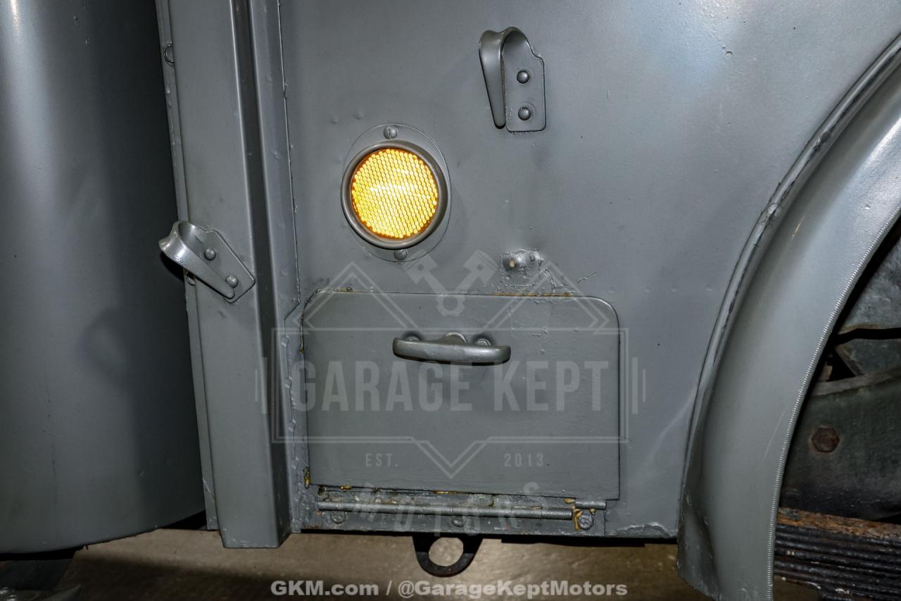 1961 Dodge Power Wagon