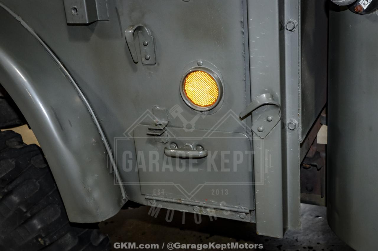 1961 Dodge Power Wagon