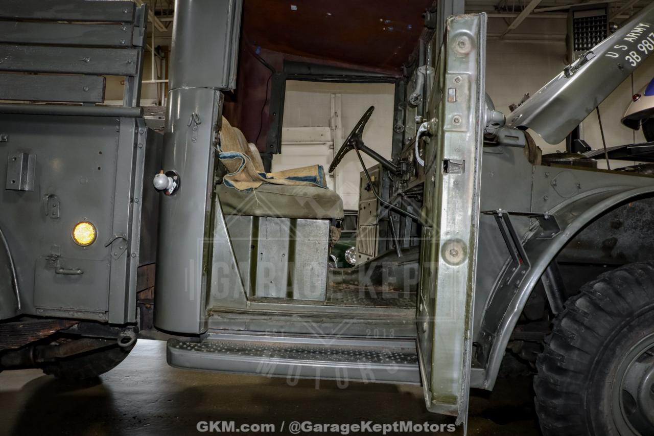 1961 Dodge Power Wagon