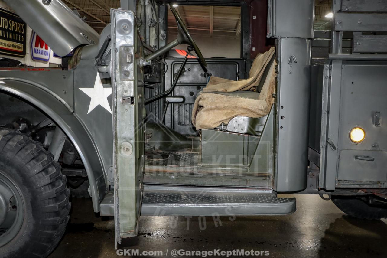 1961 Dodge Power Wagon