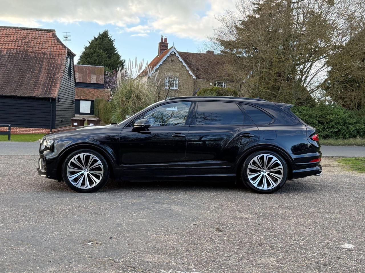 2022 Bentley 3.0 TFSi V6 17.3kWh Auto 4WD Euro 6 (s/s) 5dr