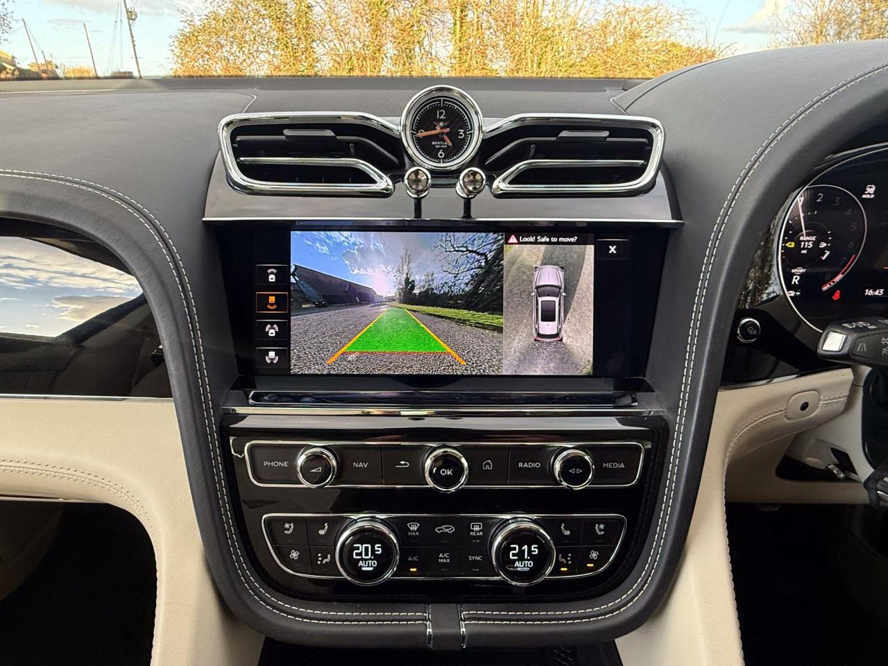 2022 Bentley 3.0 TFSi V6 17.3kWh Auto 4WD Euro 6 (s/s) 5dr