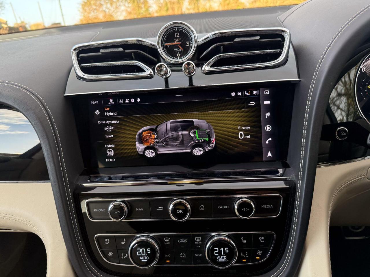 2022 Bentley 3.0 TFSi V6 17.3kWh Auto 4WD Euro 6 (s/s) 5dr