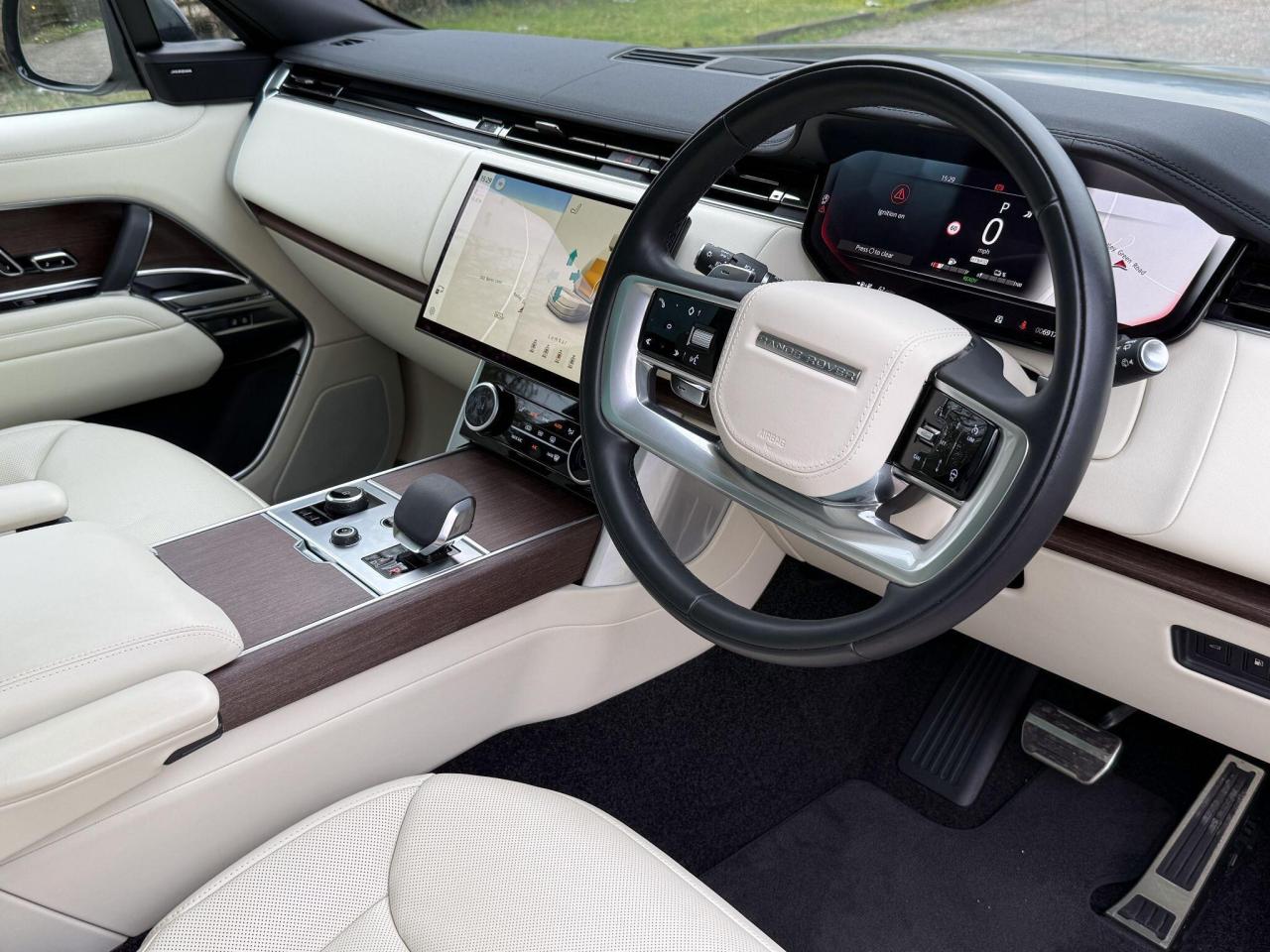 2023 Land Rover 3.0 P440e 38.2kWh SE Auto 4WD Euro 6 (s/s) 5dr