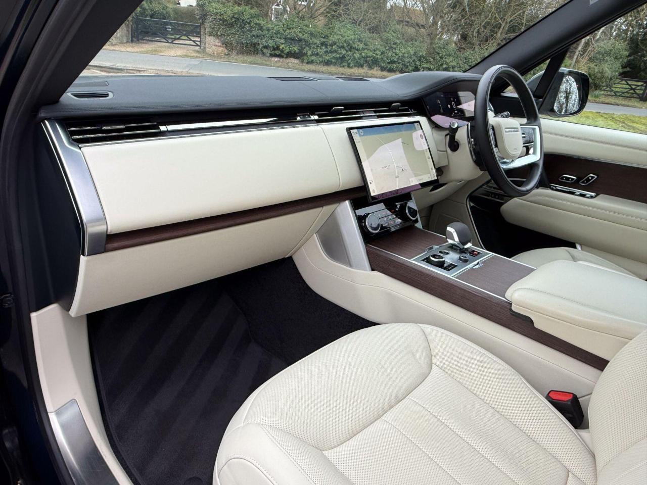 2023 Land Rover 3.0 P440e 38.2kWh SE Auto 4WD Euro 6 (s/s) 5dr