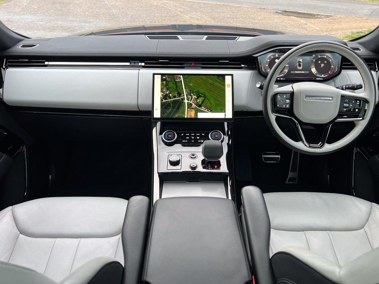 2023 Land Rover 3.0 P400 MHEV Dynamic SE Auto 4WD Euro 6 (s/s) 5dr