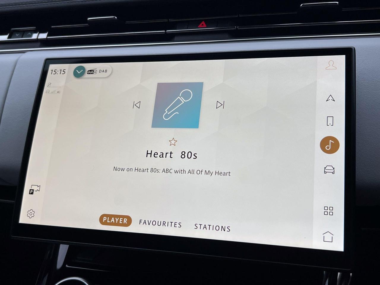 2023 Land Rover 3.0 P400 MHEV Dynamic SE Auto 4WD Euro 6 (s/s) 5dr