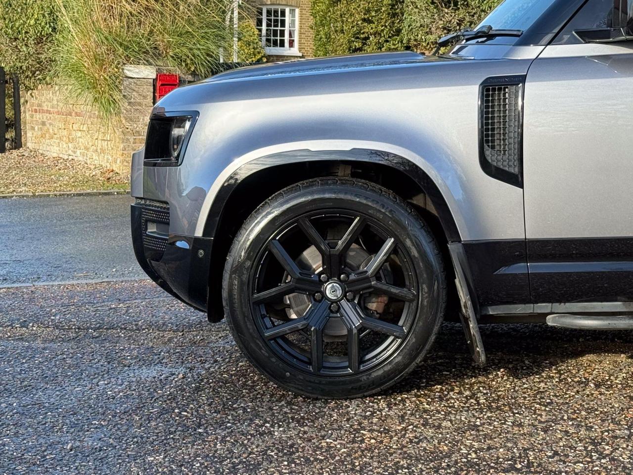 2022 Land Rover 3.0 D250 MHEV X-Dynamic SE Auto 4WD Euro 6 (s/s) 5dr