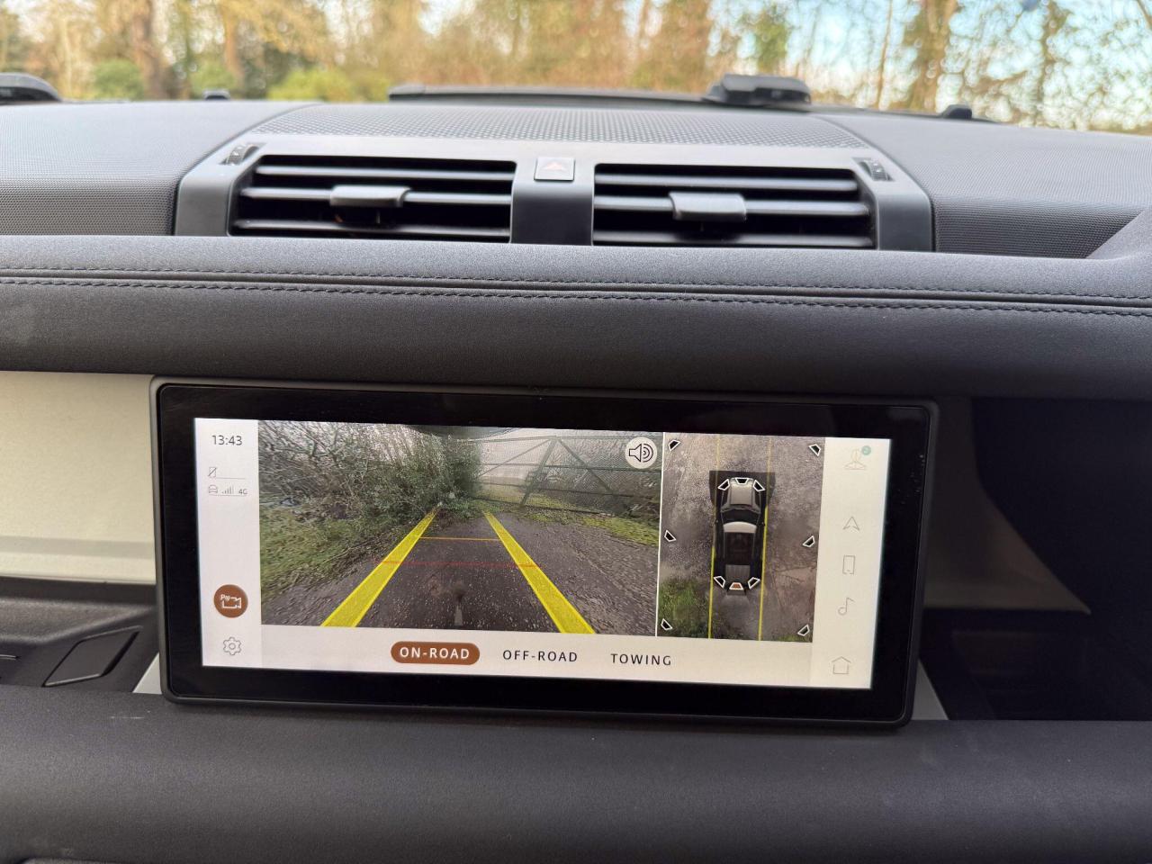 2022 Land Rover 3.0 D250 MHEV X-Dynamic SE Auto 4WD Euro 6 (s/s) 5dr