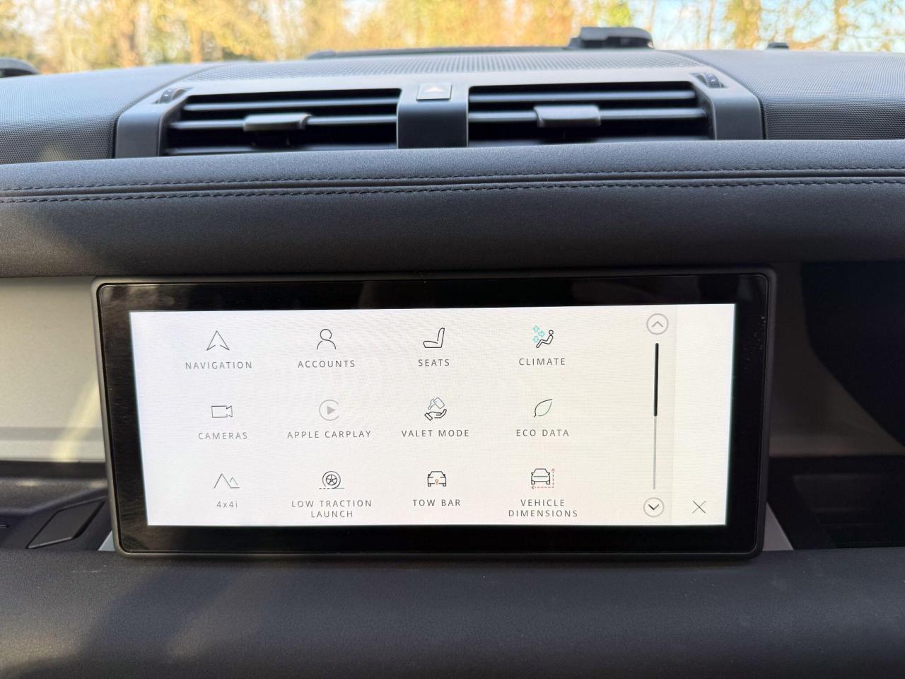 2022 Land Rover 3.0 D250 MHEV X-Dynamic SE Auto 4WD Euro 6 (s/s) 5dr