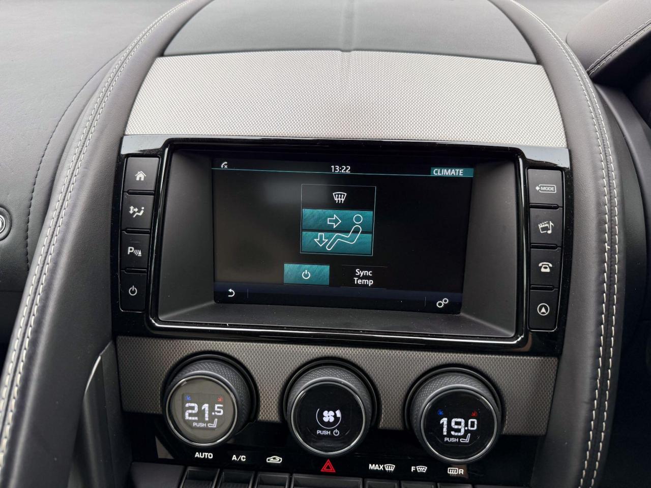 2015 Jaguar 5.0 V8 R Auto AWD Euro 6 (s/s) 2dr