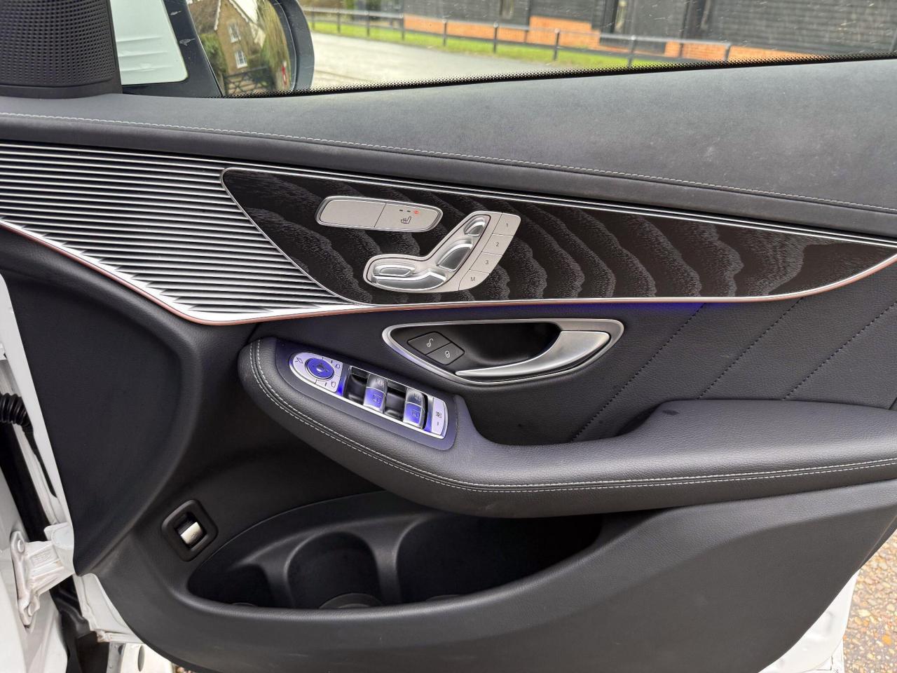 2022 Mercedes - Benz EQC 400 80kWh AMG Line (Premium Plus) Auto 4MATIC 5dr