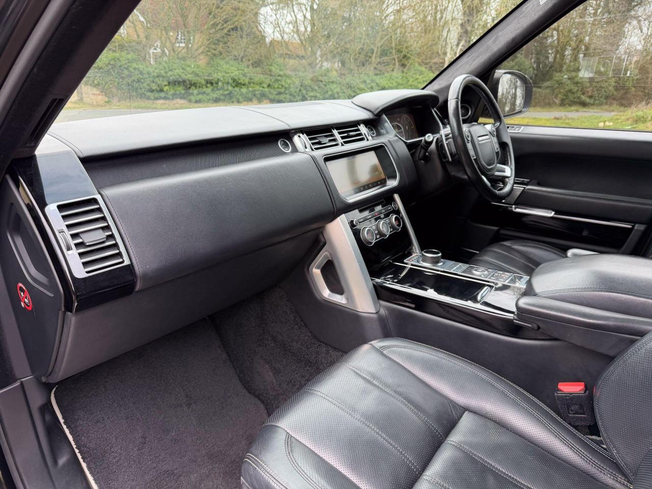 2017 Land Rover 4.4 SD V8 Autobiography SUV 5dr Diesel Auto 4WD Euro 6 (s/s) (339 ps)