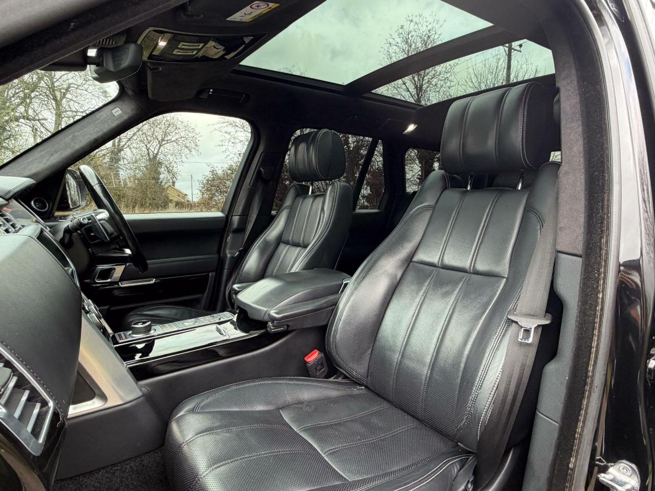 2017 Land Rover 4.4 SD V8 Autobiography SUV 5dr Diesel Auto 4WD Euro 6 (s/s) (339 ps)