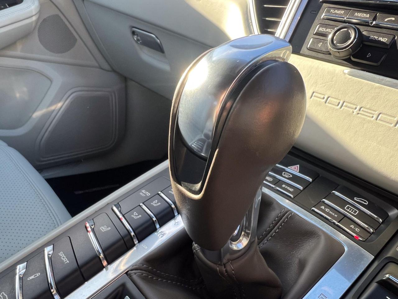 2015 Porsche 3.0 TD V6 S PDK 4WD Euro 6 (s/s) 5dr