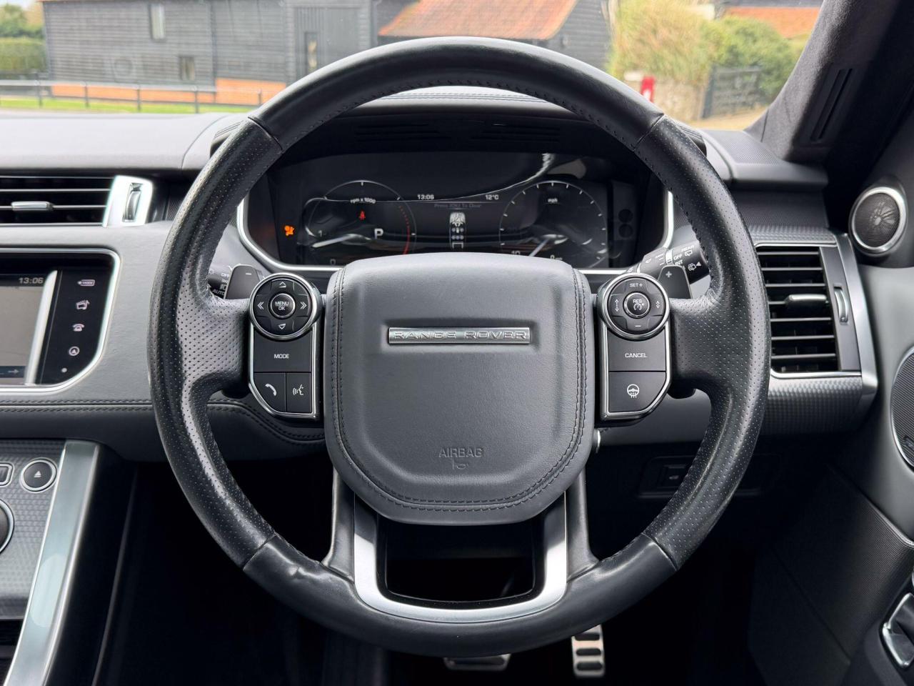 2016 Land Rover 3.0 SD V6 Autobiography Dynamic SUV 5dr Diesel Auto 4WD Euro 6 (s/s) (306 ps)