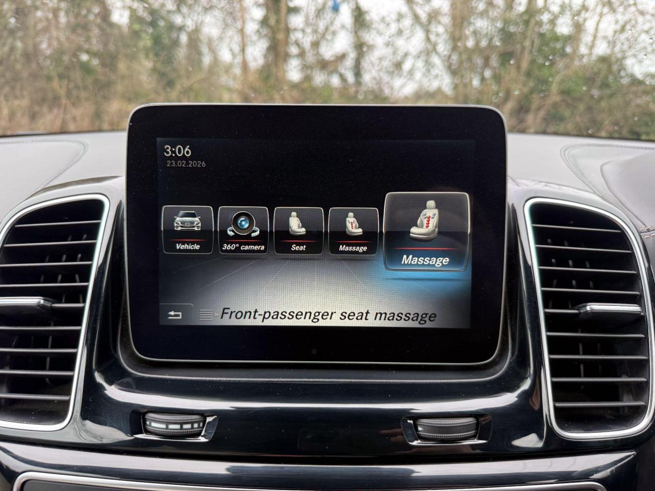 2017 Mercedes - Benz 3.0 GLE350d V6 designo Line SUV 5dr Diesel G-Tronic 4MATIC Euro 6 (s/s) (258 ps)