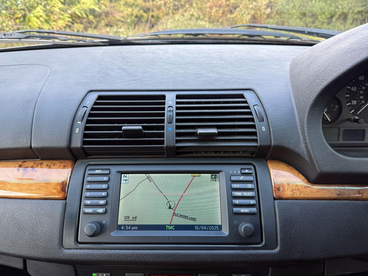 2005 BMW 4.4i V8 Sport Auto 4WD Euro 3 5dr