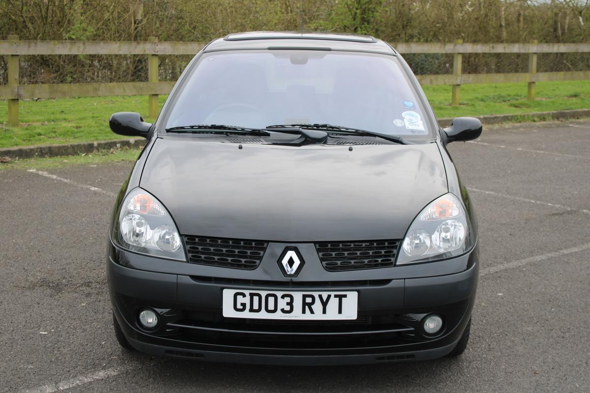 2003 Renault CLIO DYNAMIQUE 16V