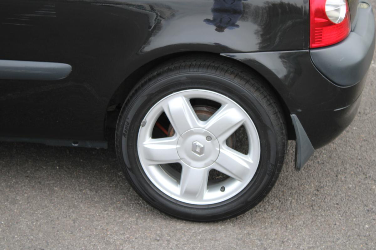 2003 Renault CLIO DYNAMIQUE 16V