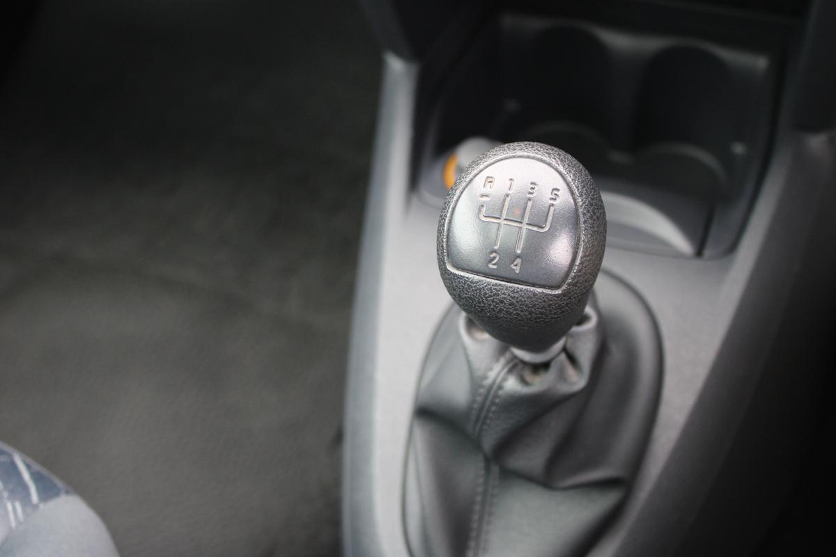 2003 Renault CLIO DYNAMIQUE 16V