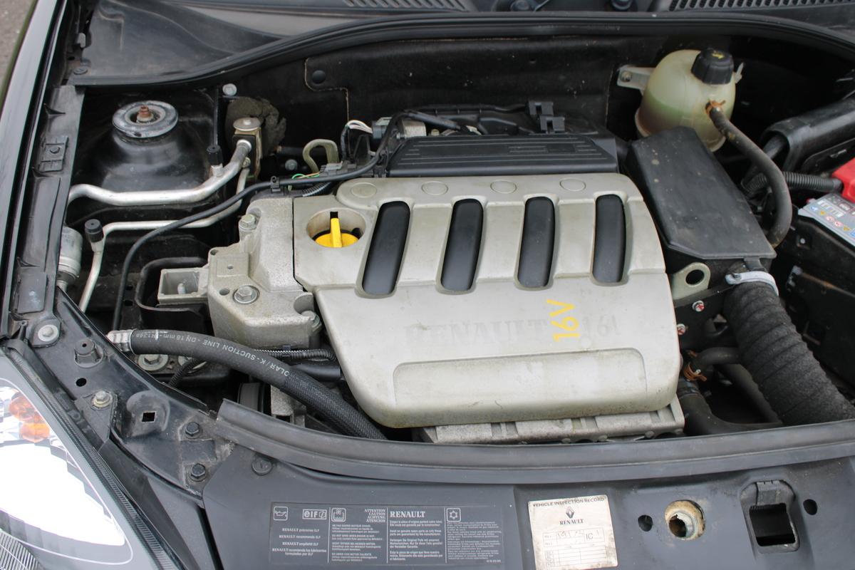 2003 Renault CLIO DYNAMIQUE 16V