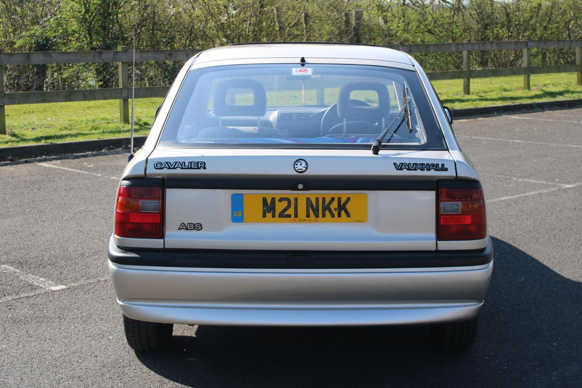 1994 Vauxhall CAVALIER LS