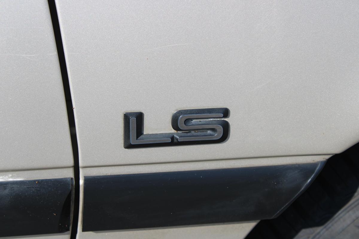 1994 Vauxhall CAVALIER LS