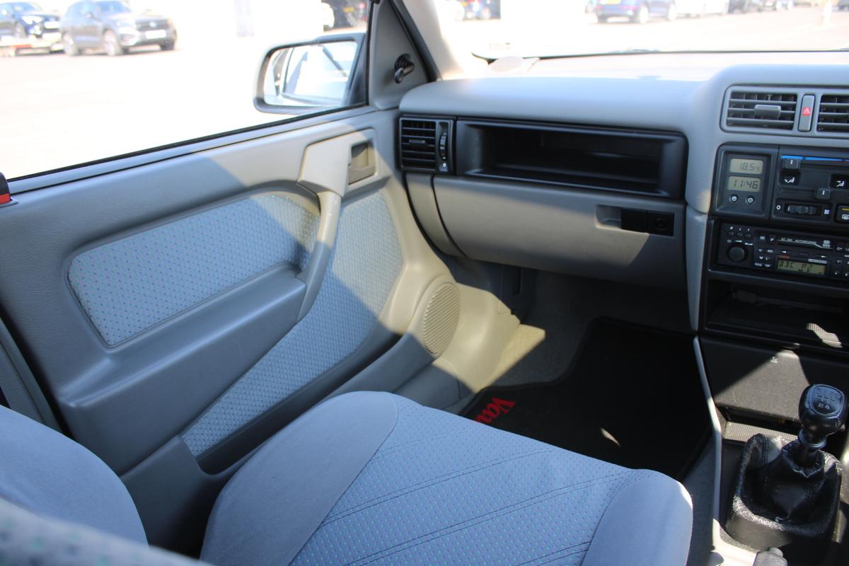 1994 Vauxhall CAVALIER LS