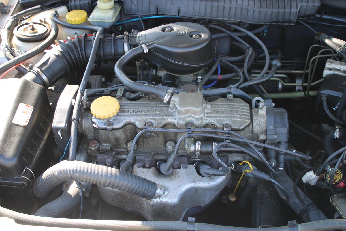 1994 Vauxhall CAVALIER LS