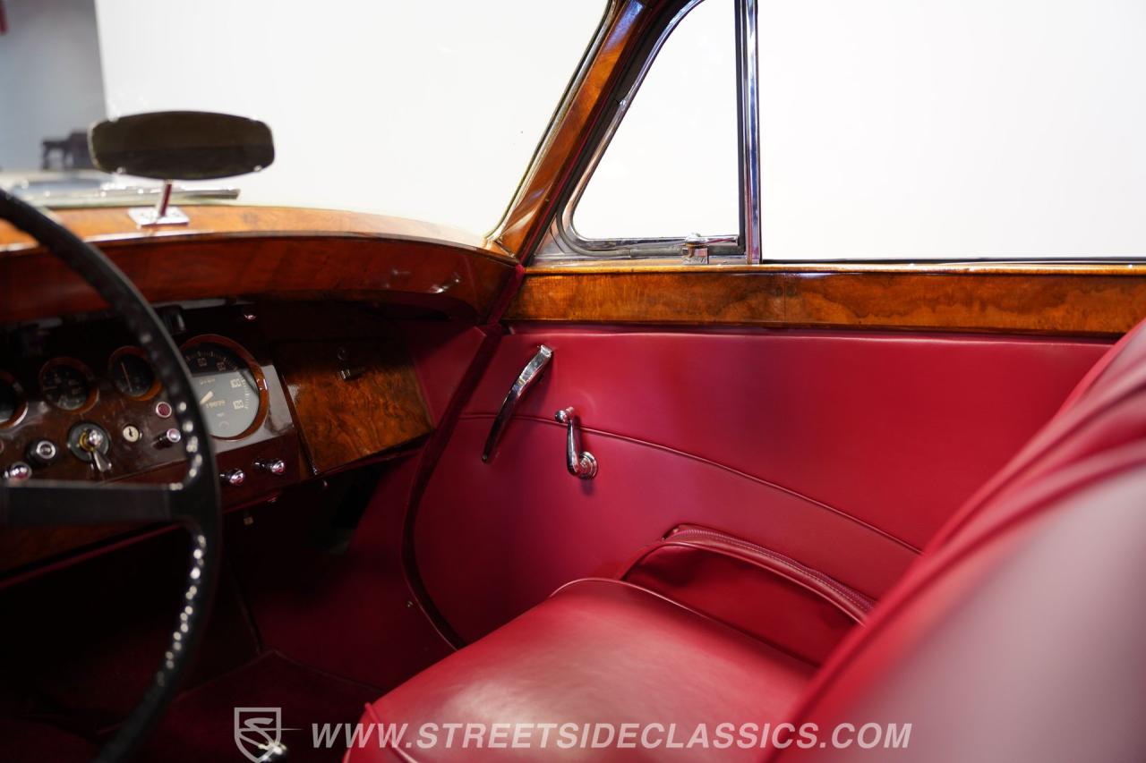 1950 Jaguar Mark V Sedan