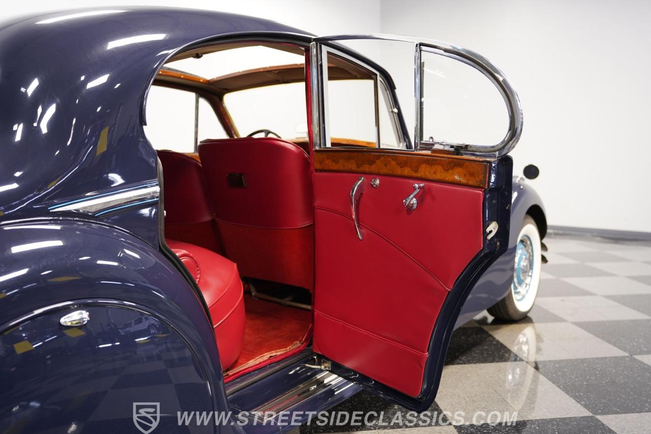 1950 Jaguar Mark V Sedan