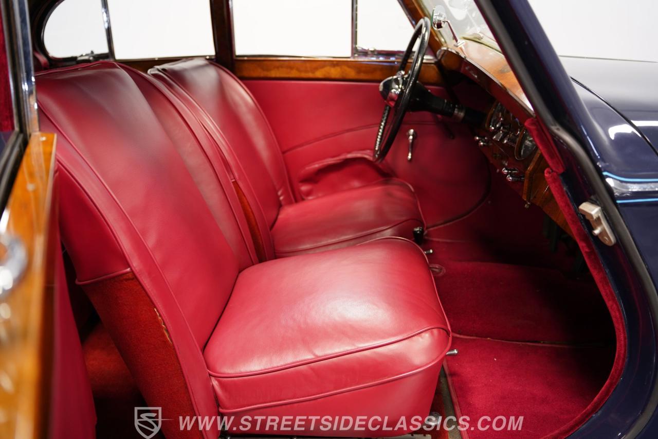 1950 Jaguar Mark V Sedan