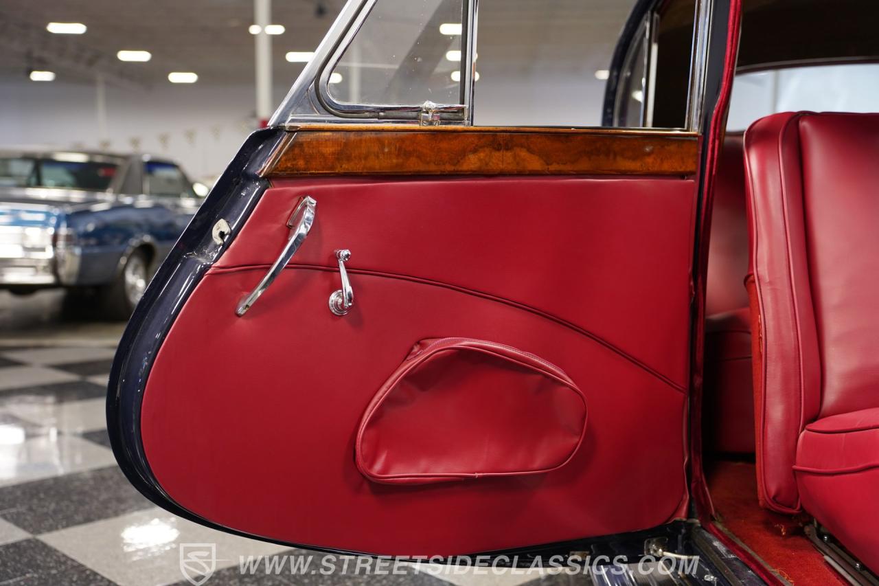 1950 Jaguar Mark V Sedan