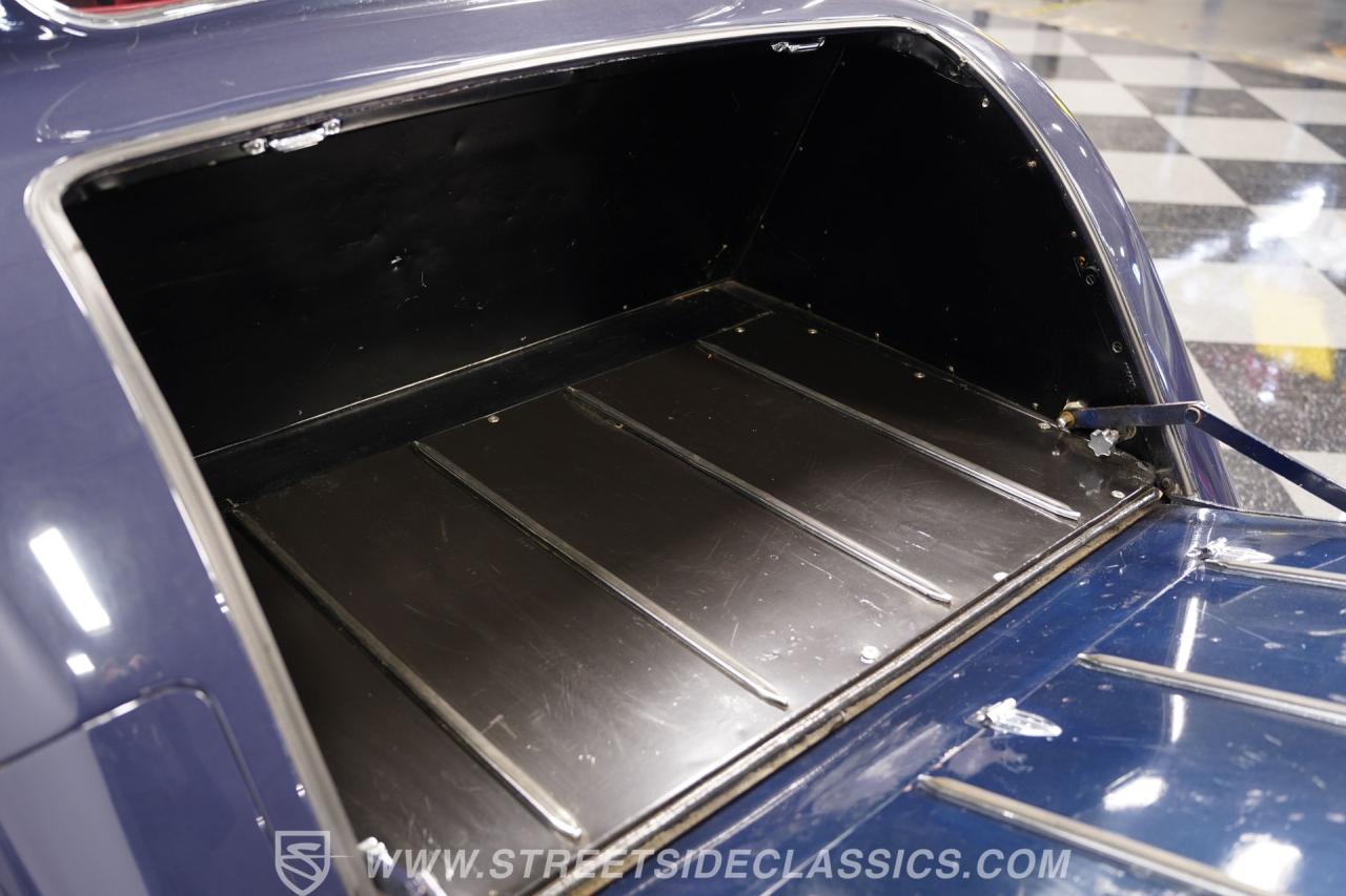 1950 Jaguar Mark V Sedan