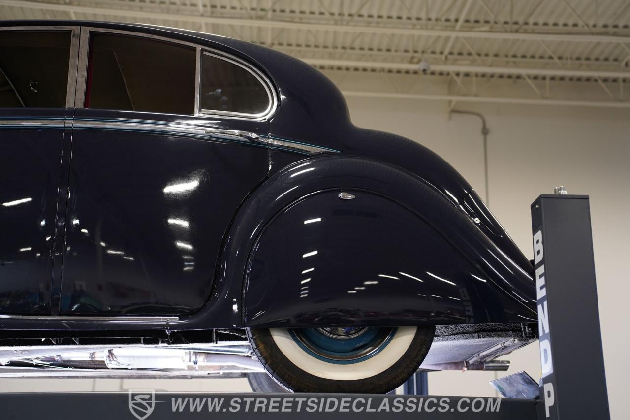 1950 Jaguar Mark V Sedan