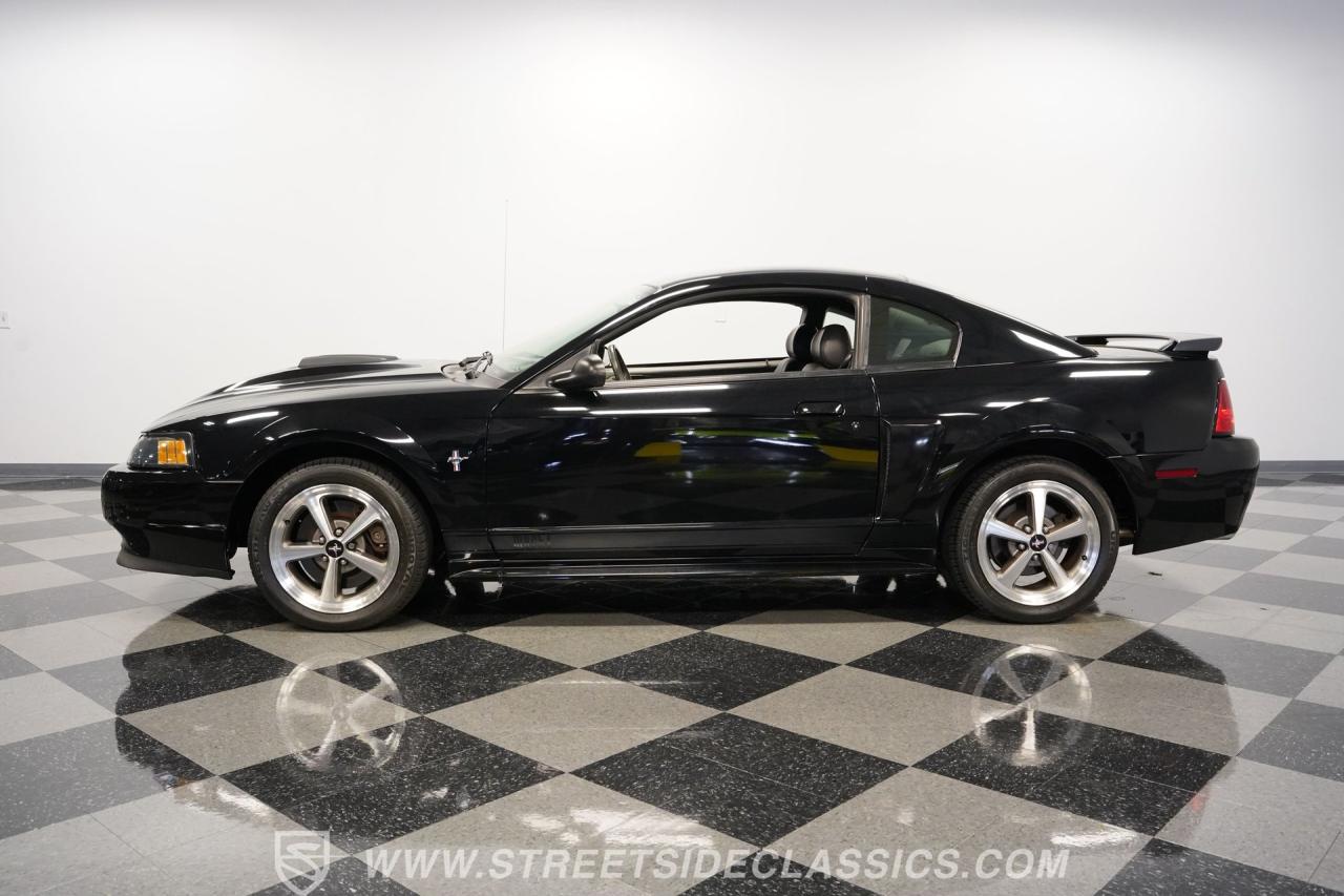2003 Ford Mustang Mach 1
