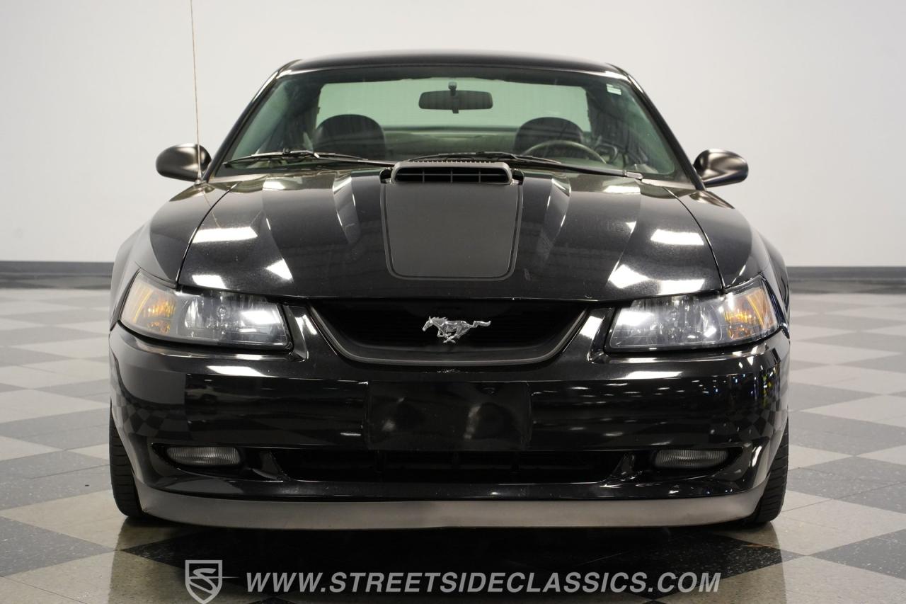 2003 Ford Mustang Mach 1