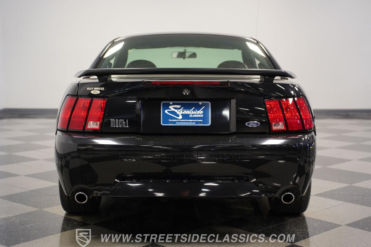 2003 Ford Mustang Mach 1