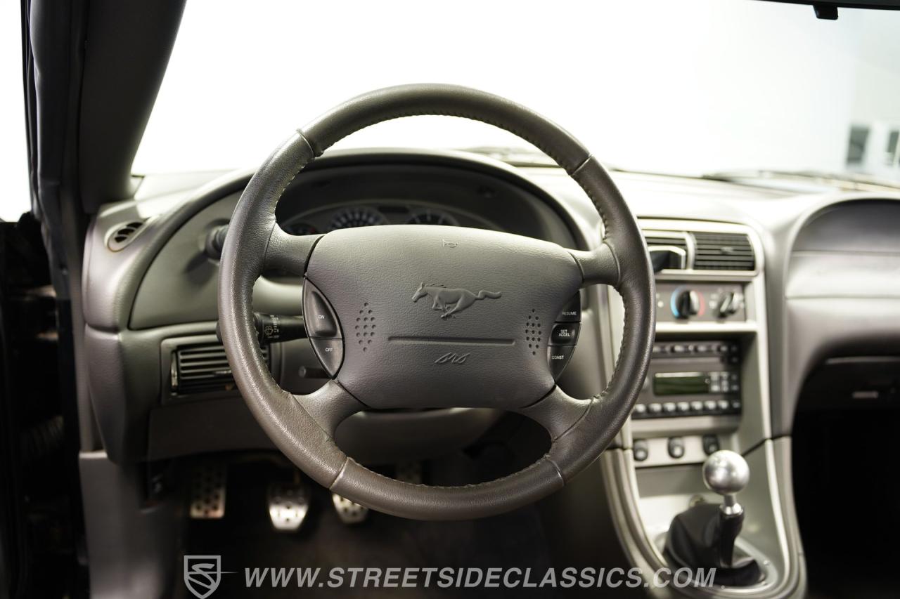 2003 Ford Mustang Mach 1