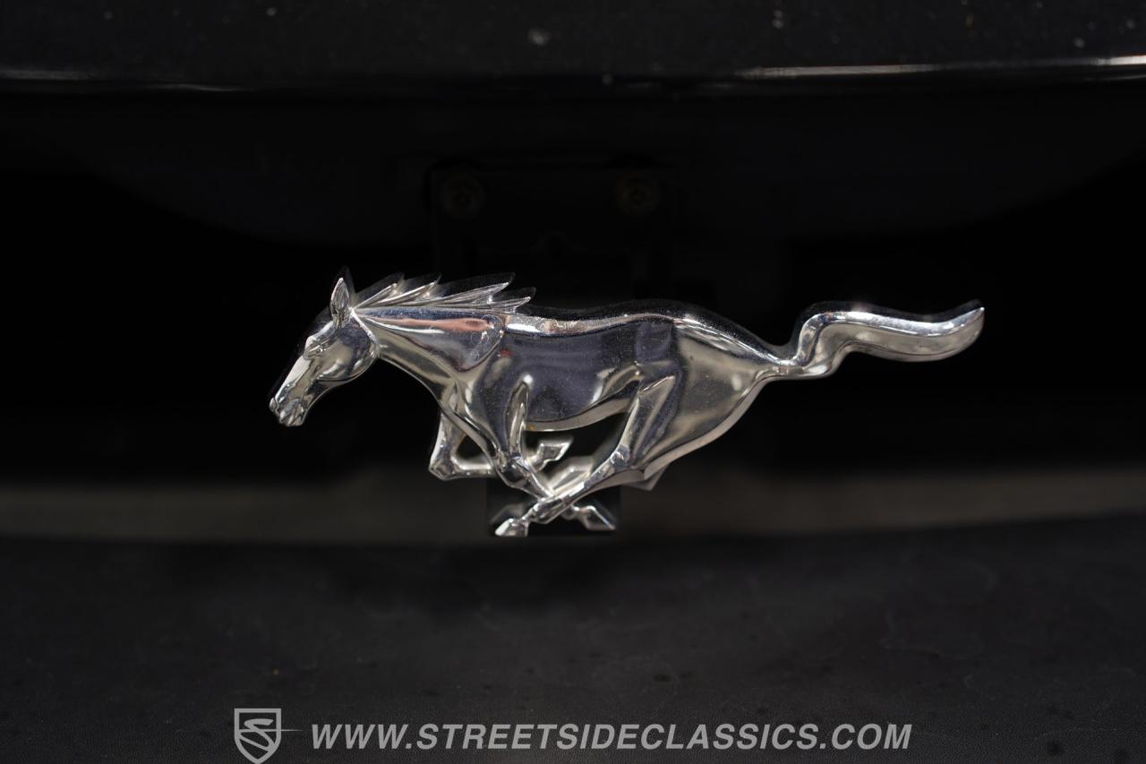 2003 Ford Mustang Mach 1