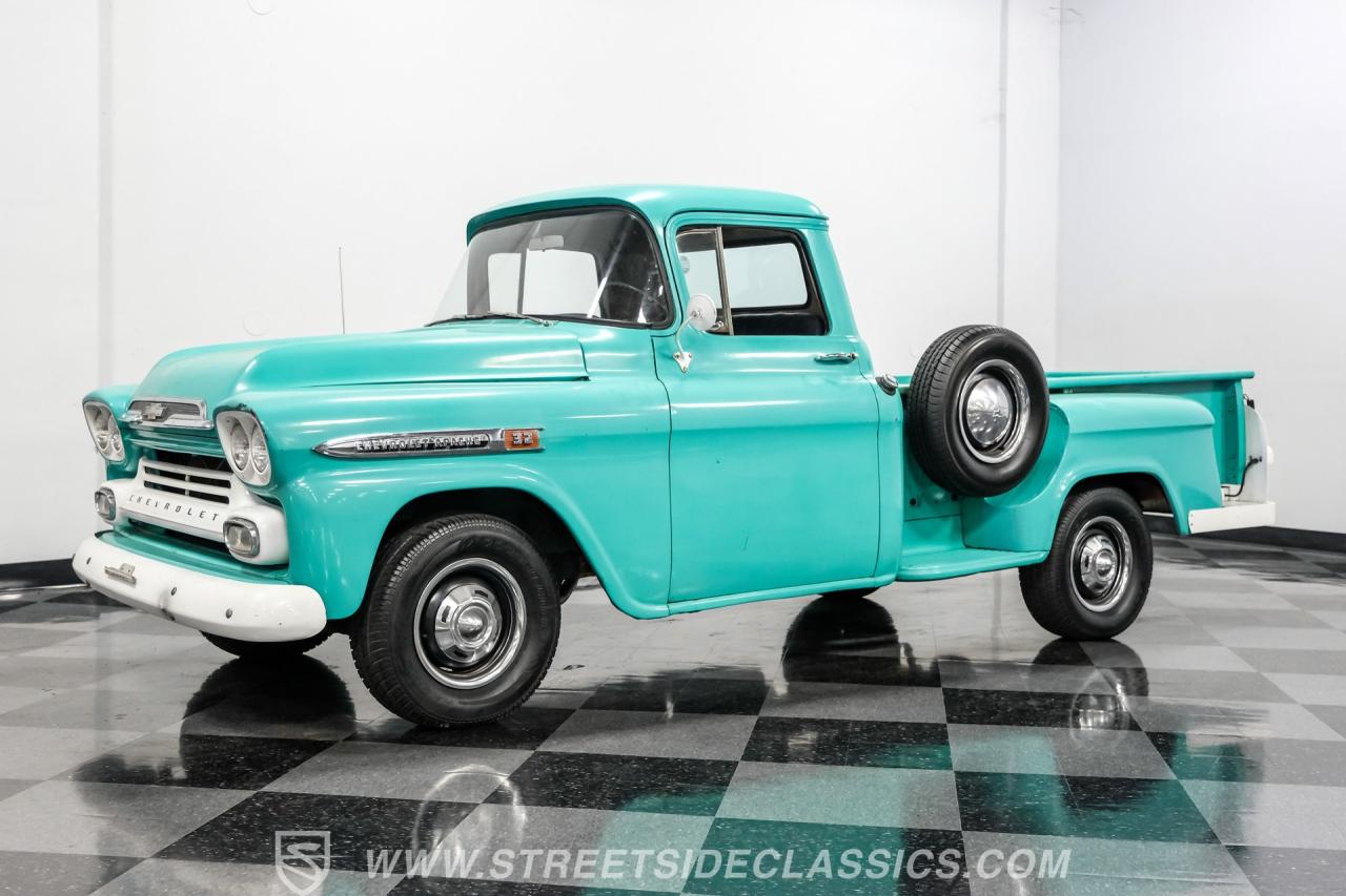 1959 Chevrolet 3200 Apache Stepside