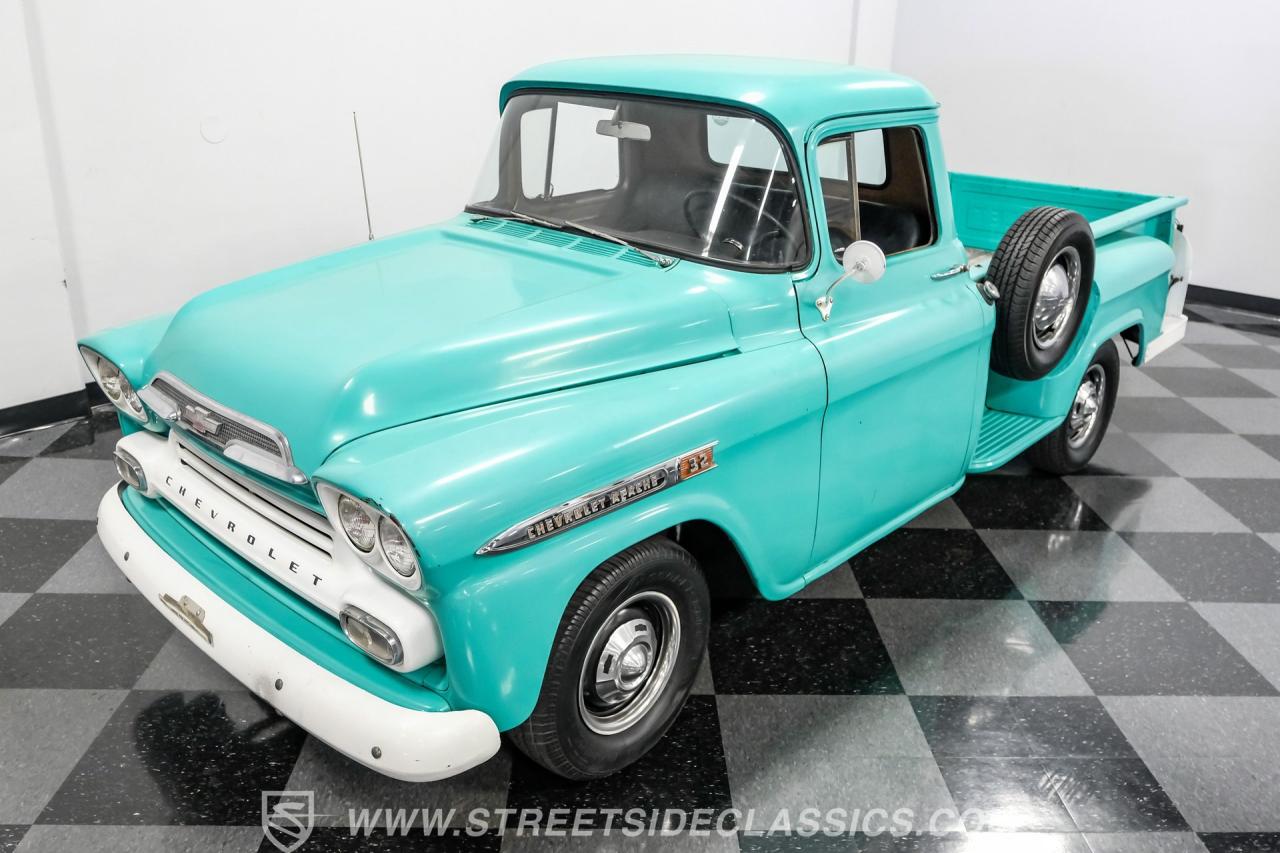 1959 Chevrolet 3200 Apache Stepside