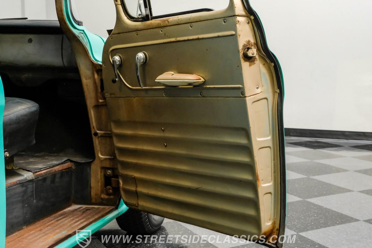 1959 Chevrolet 3200 Apache Stepside