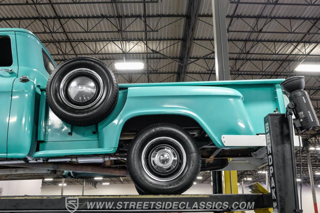 1959 Chevrolet 3200 Apache Stepside