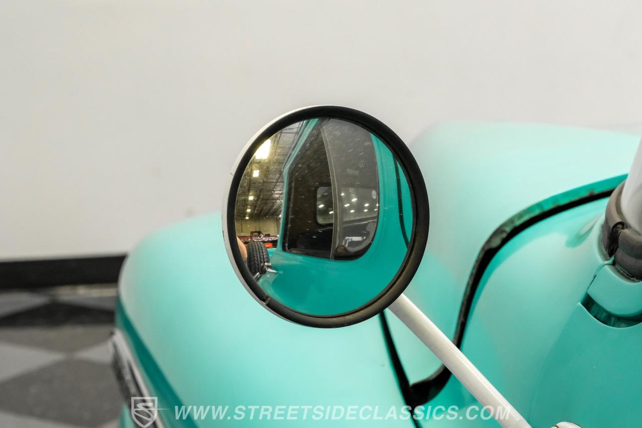 1959 Chevrolet 3200 Apache Stepside