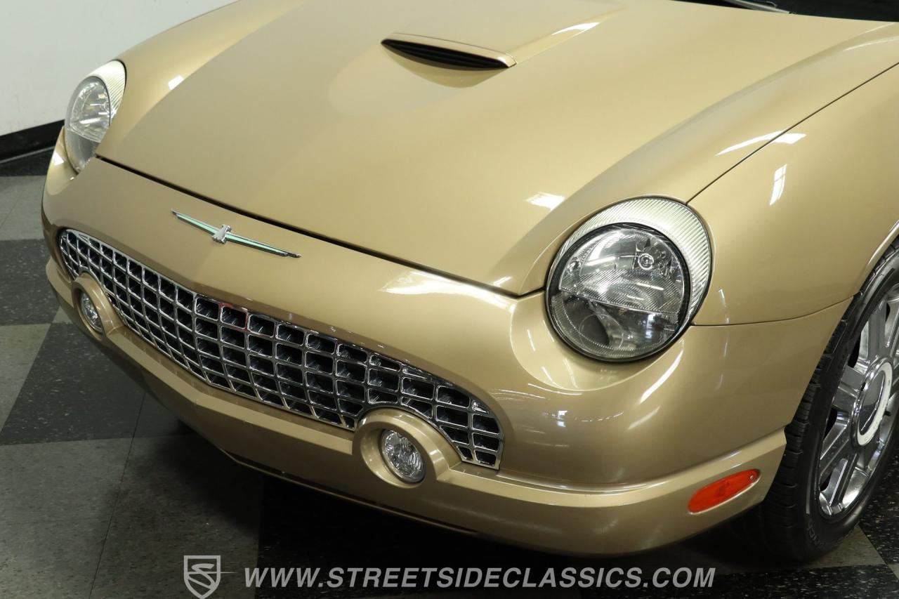 2005 Ford Thunderbird